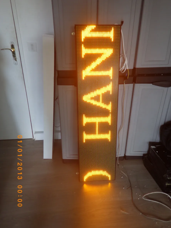 SIGNALÉTIQUE LED JOURNAL LUMINEUX INTERNE 20×100 CM SUR MESURE – Image 2