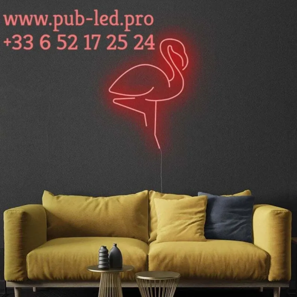 FLAMANT LUMINEUX LED – DISPONIBLE EN 55 CM ET 79 CM